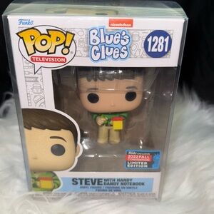 Funko Pop! Steve with Notebook Vinyl Figure